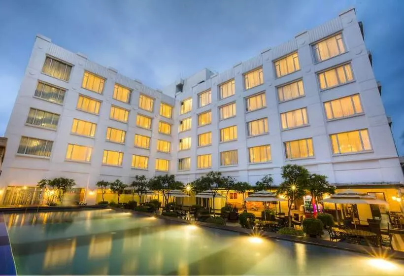 酒店 Radha Regent Electronic City