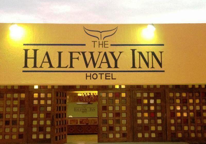 בית מלון כפרי The Halfway Inn
