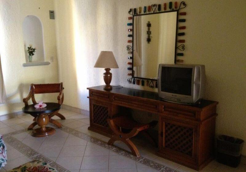 בית מלון כפרי The Halfway Inn