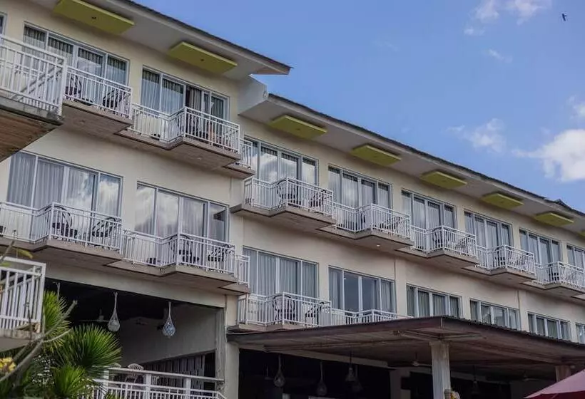 فندق The Tanis Beach Resort Nusa Lembongan