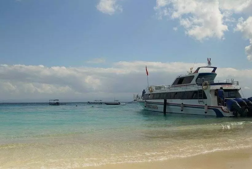 فندق The Tanis Beach Resort Nusa Lembongan