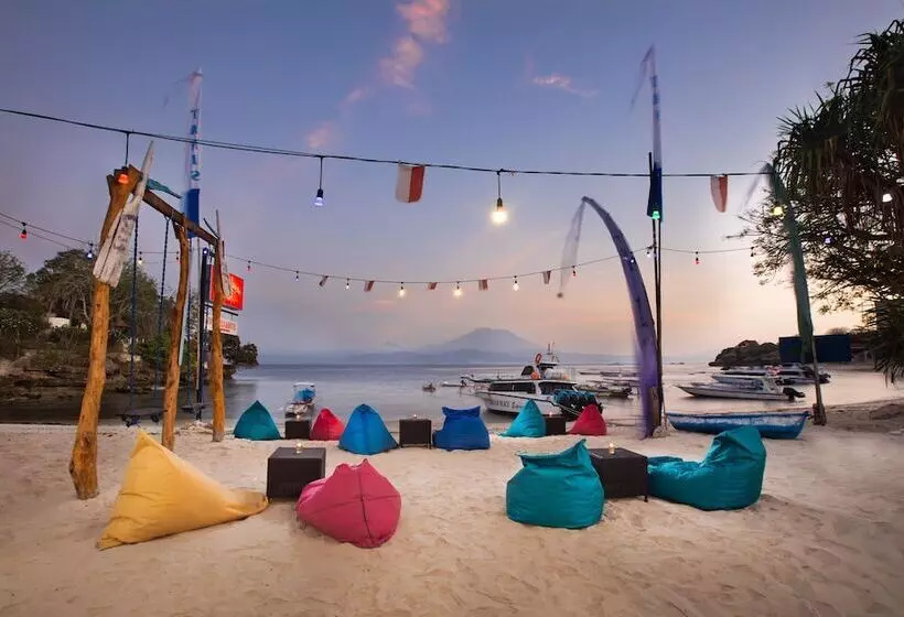 فندق The Tanis Beach Resort Nusa Lembongan