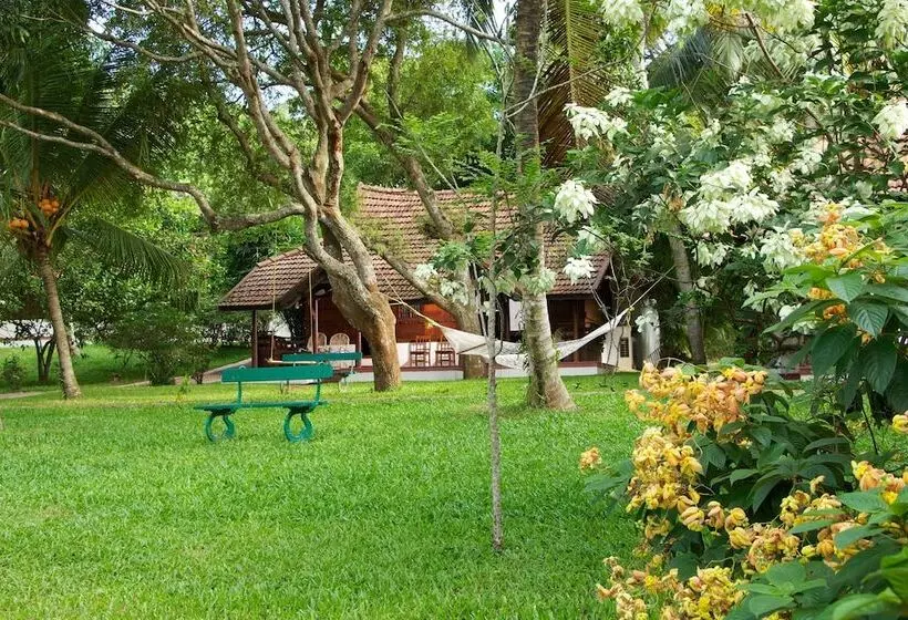 هتل The Travancore Heritage Beach Resort