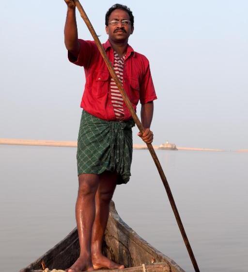 Poovar Island Resort