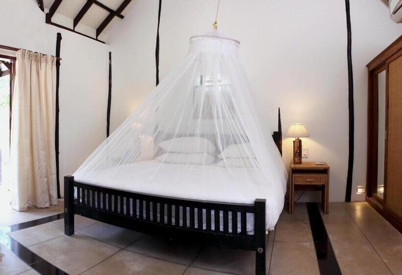 Poovar Island Resort