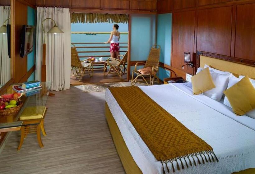 Poovar Island Resort