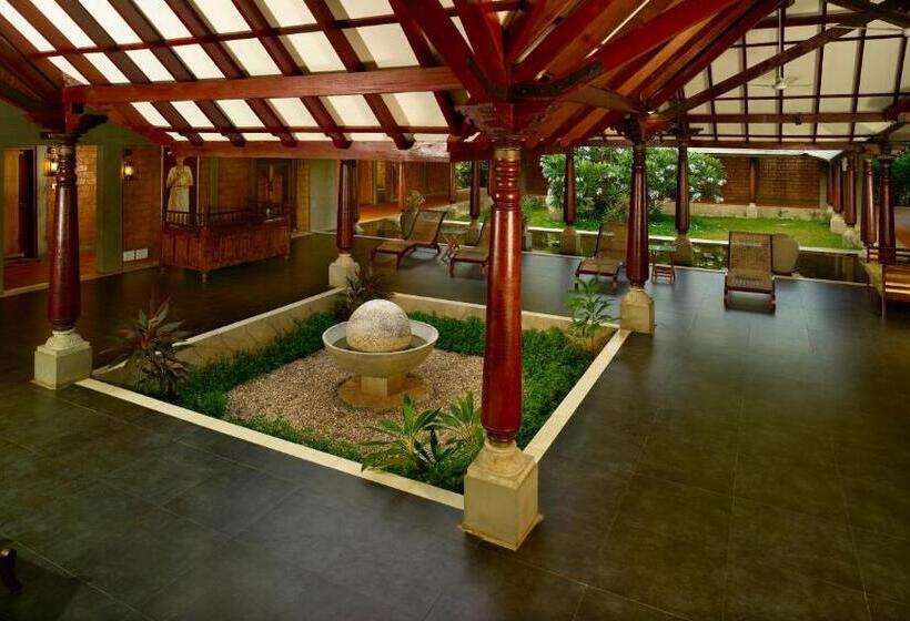 Poovar Island Resort