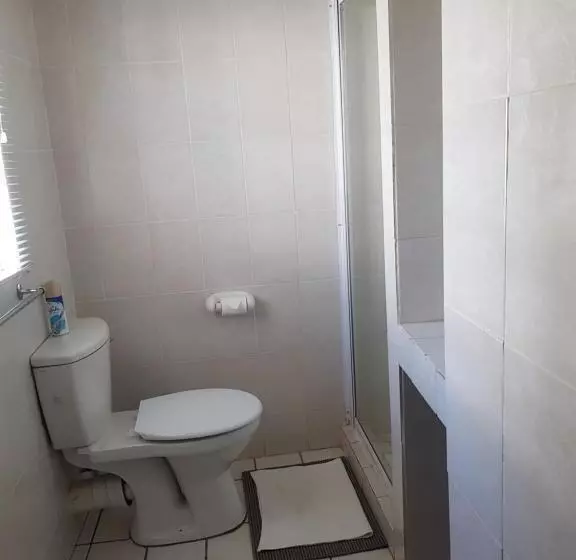 Majatalo Karoo Manor Guesthouse And Restaurant