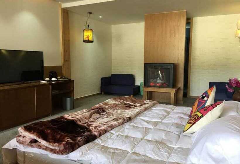 Shangri La Youyou Inn