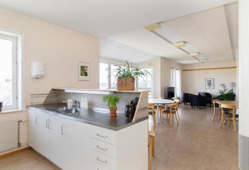 هاستل Härnösands Folkhögskolas Bed & Breakfast