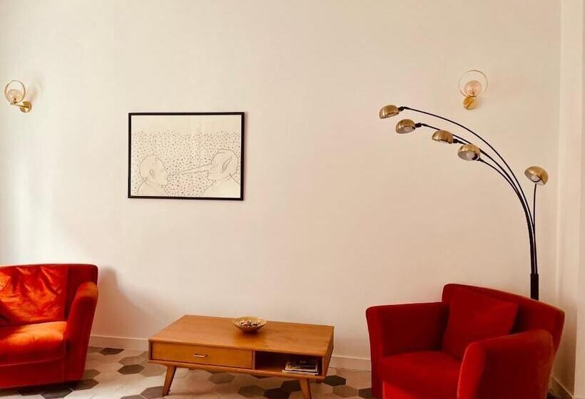 تختخواب و صبحانه Chiesa Russa