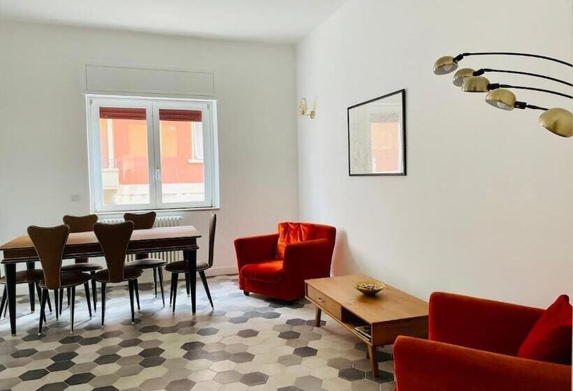 تختخواب و صبحانه Chiesa Russa