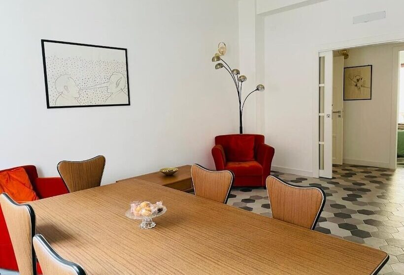 تختخواب و صبحانه Chiesa Russa