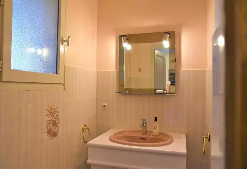 Aamiaismajoitus (B&B) Pantaiahomes   My Little Garden   Piscine   Vue Panoramique