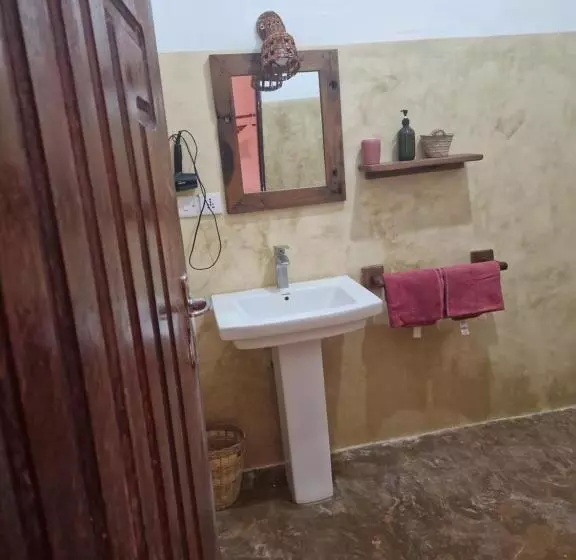 تختخواب و صبحانه Villa Kumi