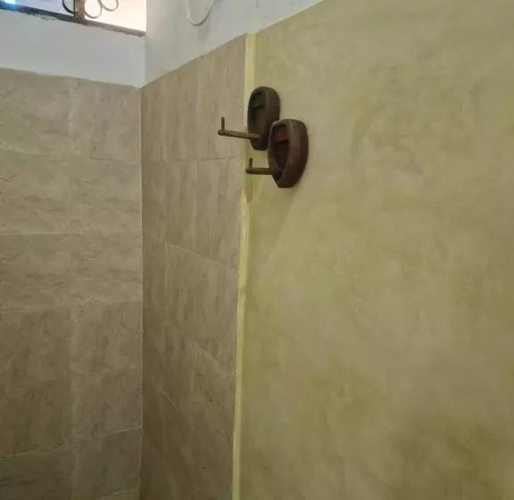 تختخواب و صبحانه Villa Kumi