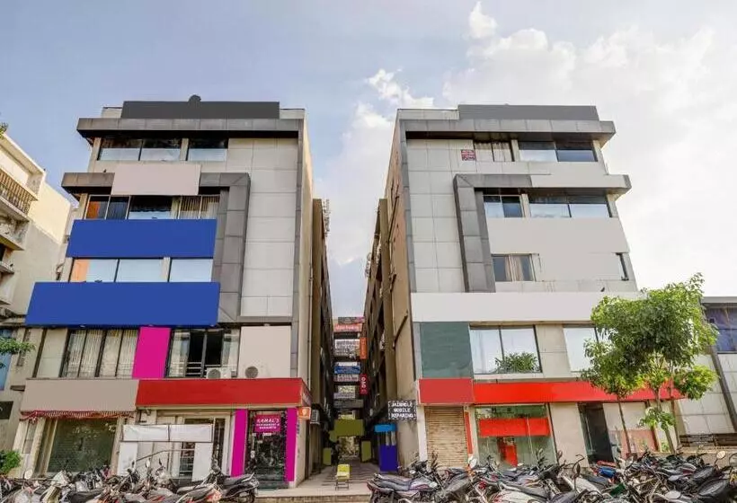 ホテル Capital O Maple View