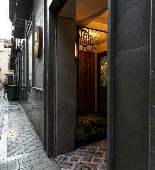 Hostel Carlota Braun