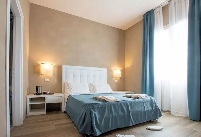 Hotelli Cecina Beach