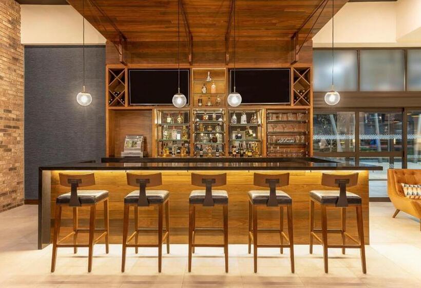 Hotel Four Points By Sheraton Monterrey Airport