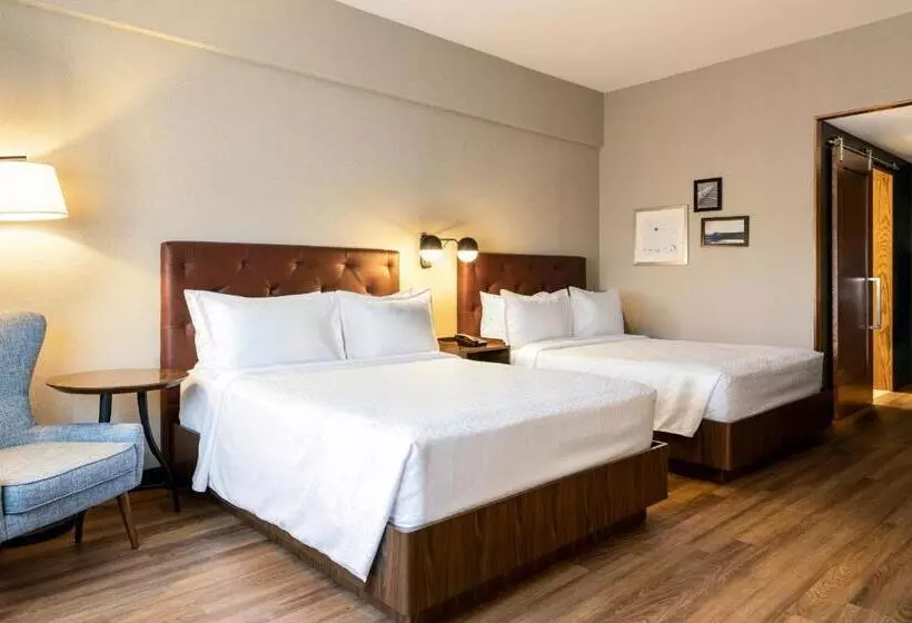 ホテル Four Points By Sheraton Monterrey Airport