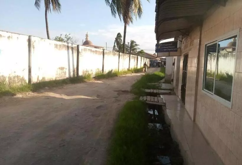 هتل Kicec Bar And Guest House Airport