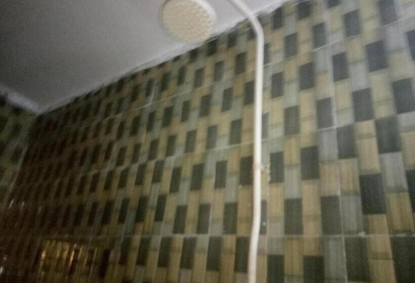 Hotel Kicec Bar And Guest House Airport