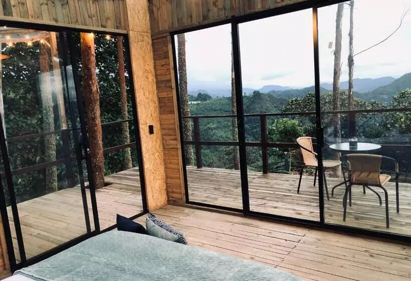 Hotelli Latibule Glamping