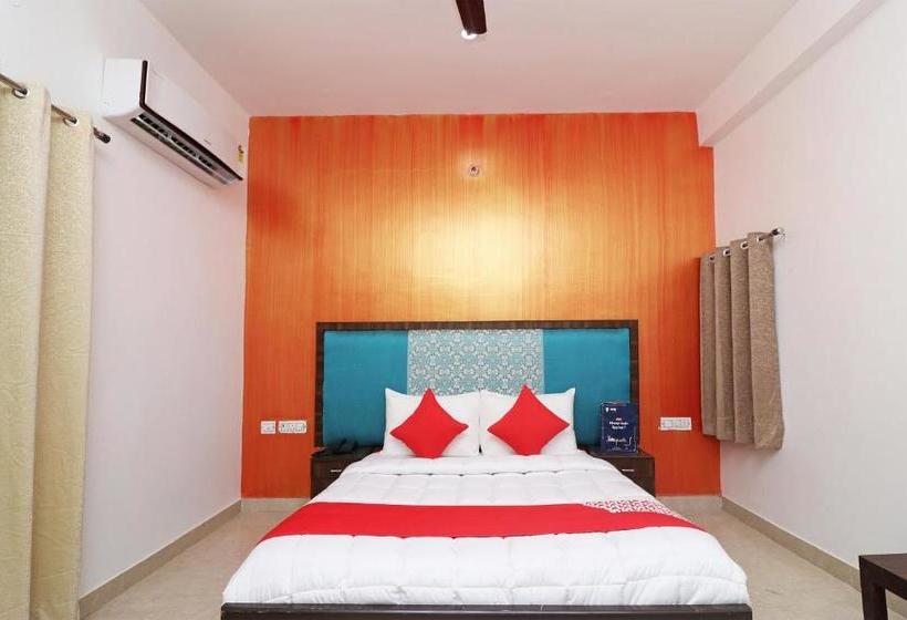 ホテル Oyo 24054 Nihon Rooms