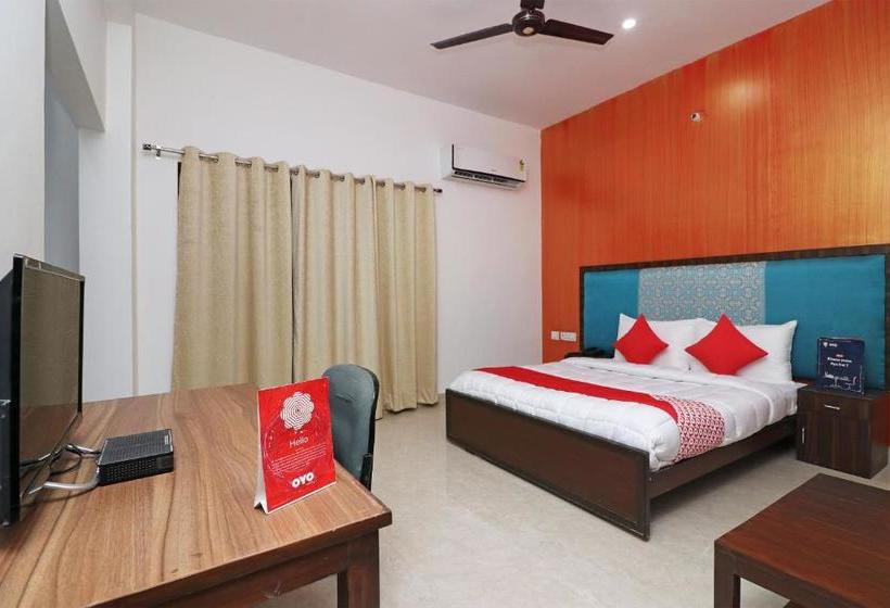 ホテル Oyo 24054 Nihon Rooms