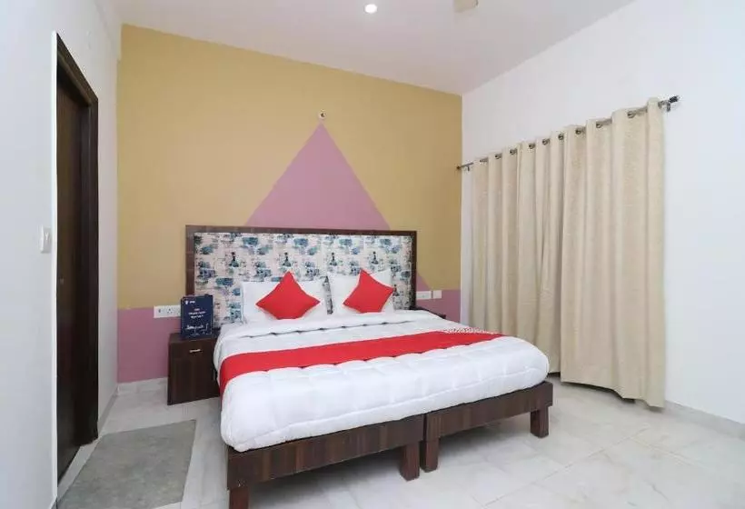 ホテル Oyo 24054 Nihon Rooms