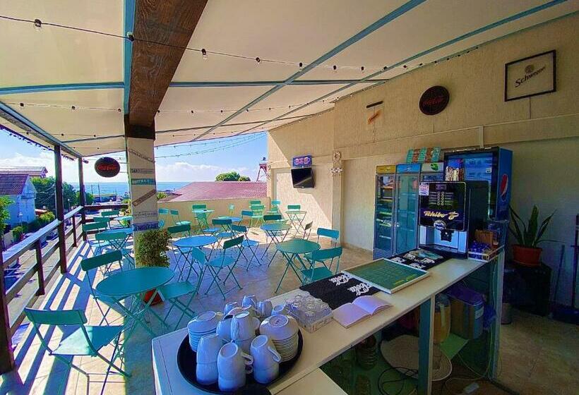 בית מלון כפרי Vila Ii Poieniţa