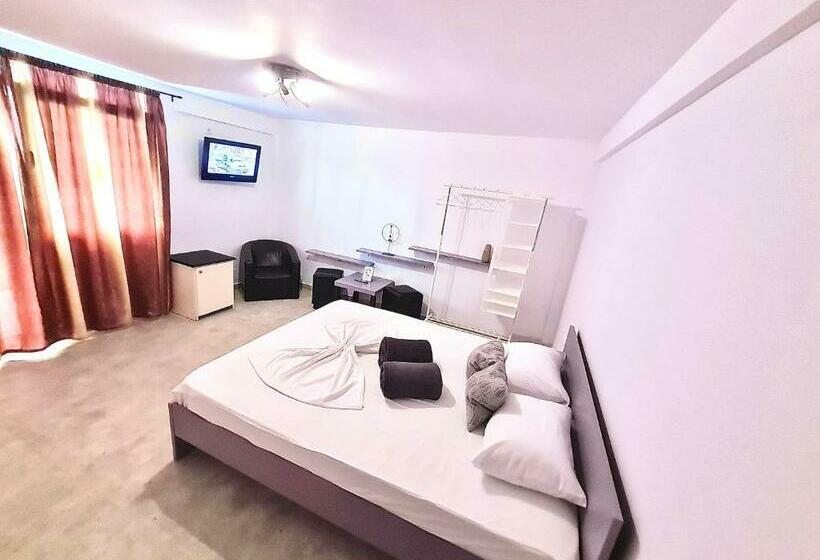 בית מלון כפרי Vila Ii Poieniţa