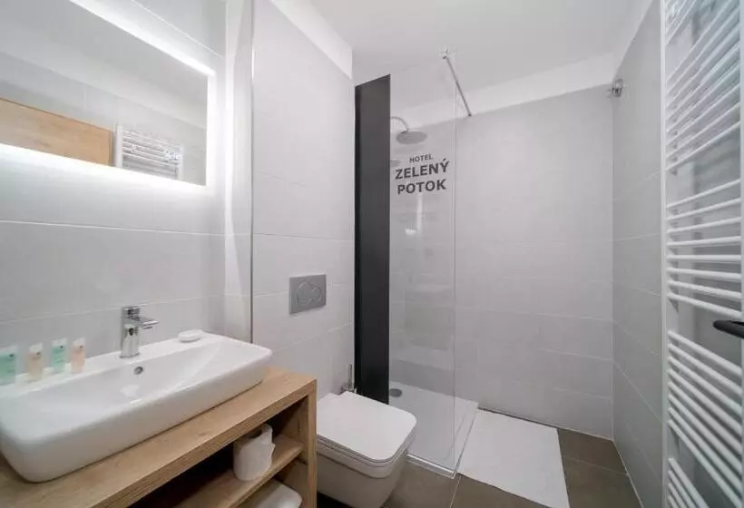 Hotelli Zelený Potok