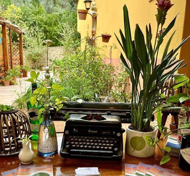 B&b La Fucinaia Pet Friendly Adults Only