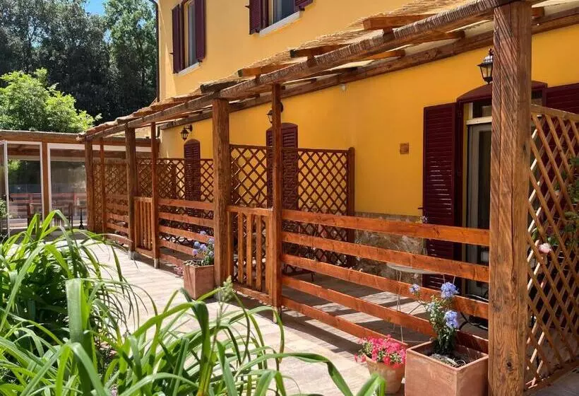 B&b La Fucinaia Pet Friendly Adults Only