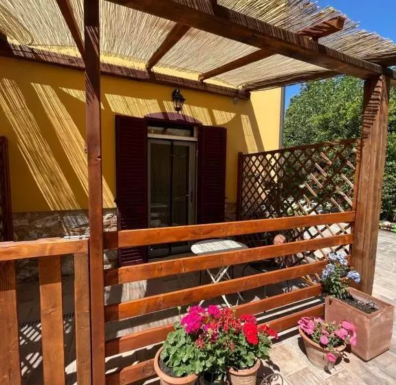 B&b La Fucinaia Pet Friendly Adults Only