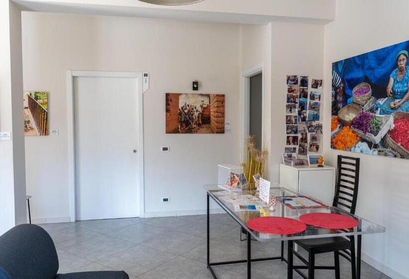 Пансион Click Art & Room