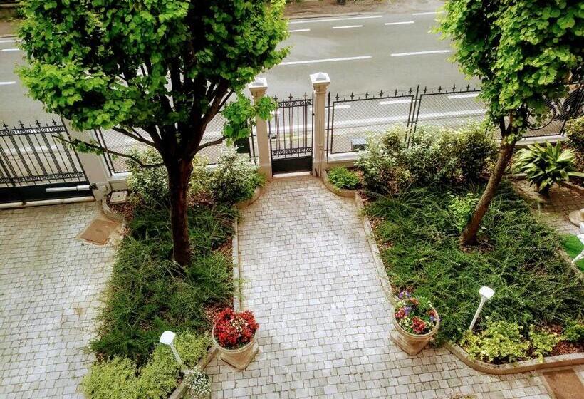 پانسیون Meuble' 21 Di Anna