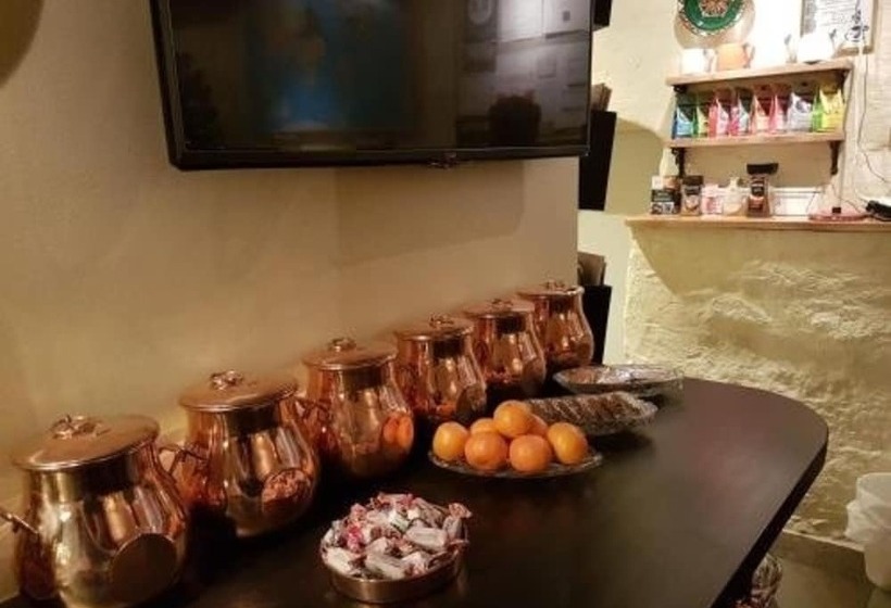 پانسیون Room In Guest Room Hotel Tre Små Rum Double Room With Shared Bathroom