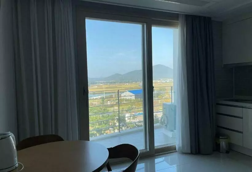 Wando Lumia Hotel & Resort