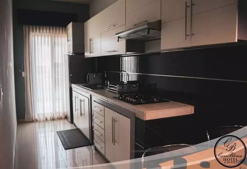 ホテル Casa Blanca & Suites