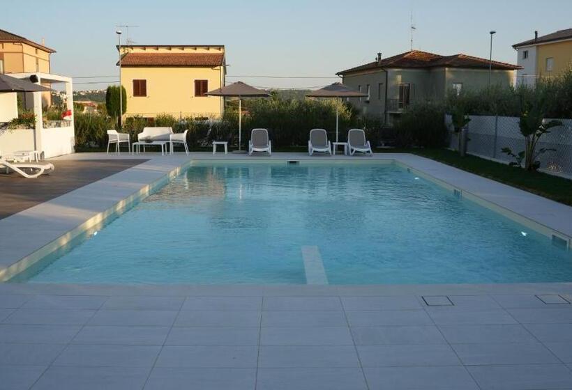 فندق La Locanda Dei Cavalieri Country House