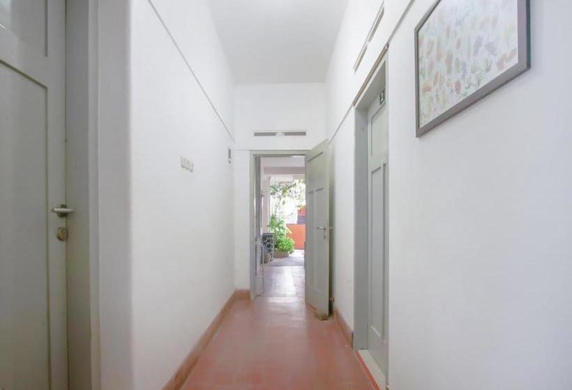 Hôtel Oyo 3371 Omah Saras Family