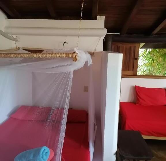 ペンション Castillo Oasis