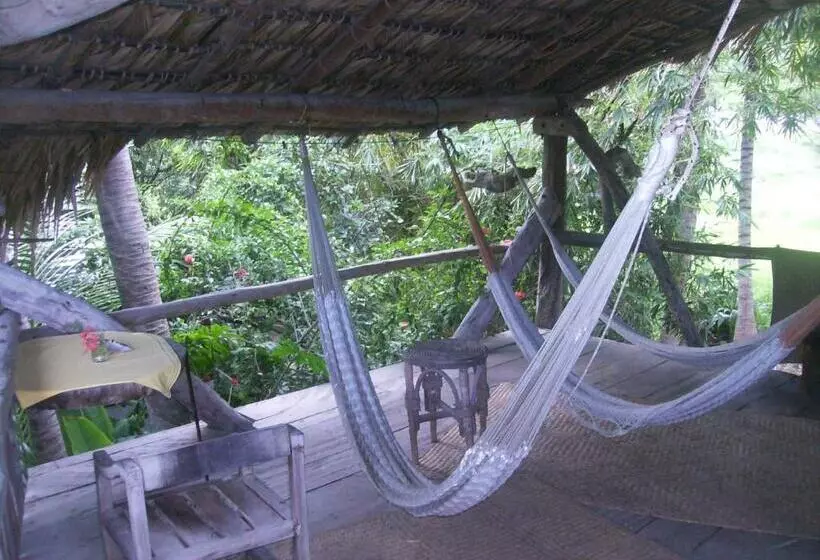 Majatalo Castillo Oasis