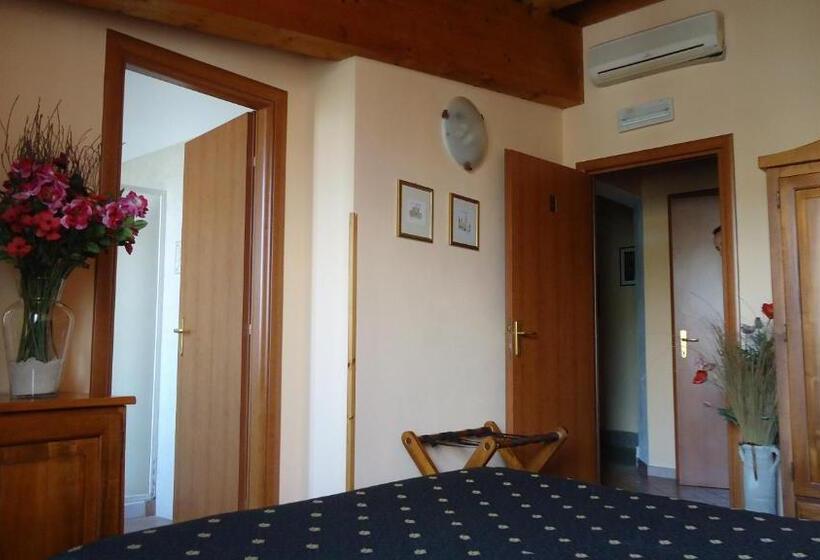 בית מלון כפרי Archimede Ortigia