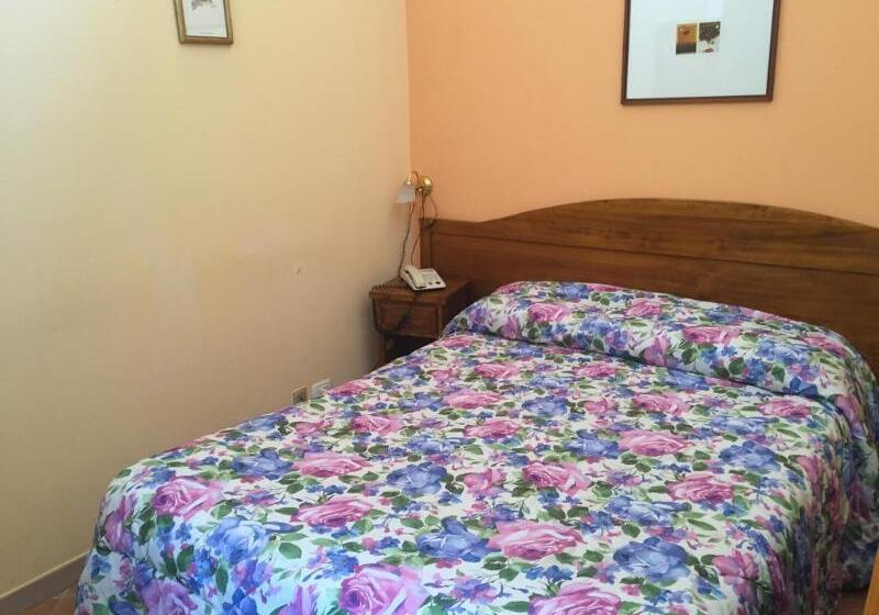 בית מלון כפרי Archimede Ortigia