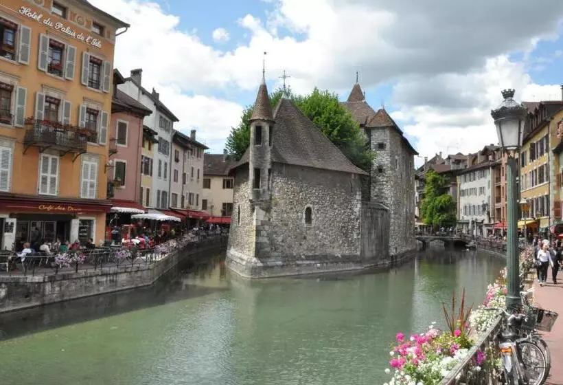 Отель Beaujour & Bonsoir Brasserie