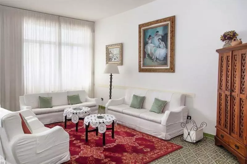 Отель Bellevue Suite